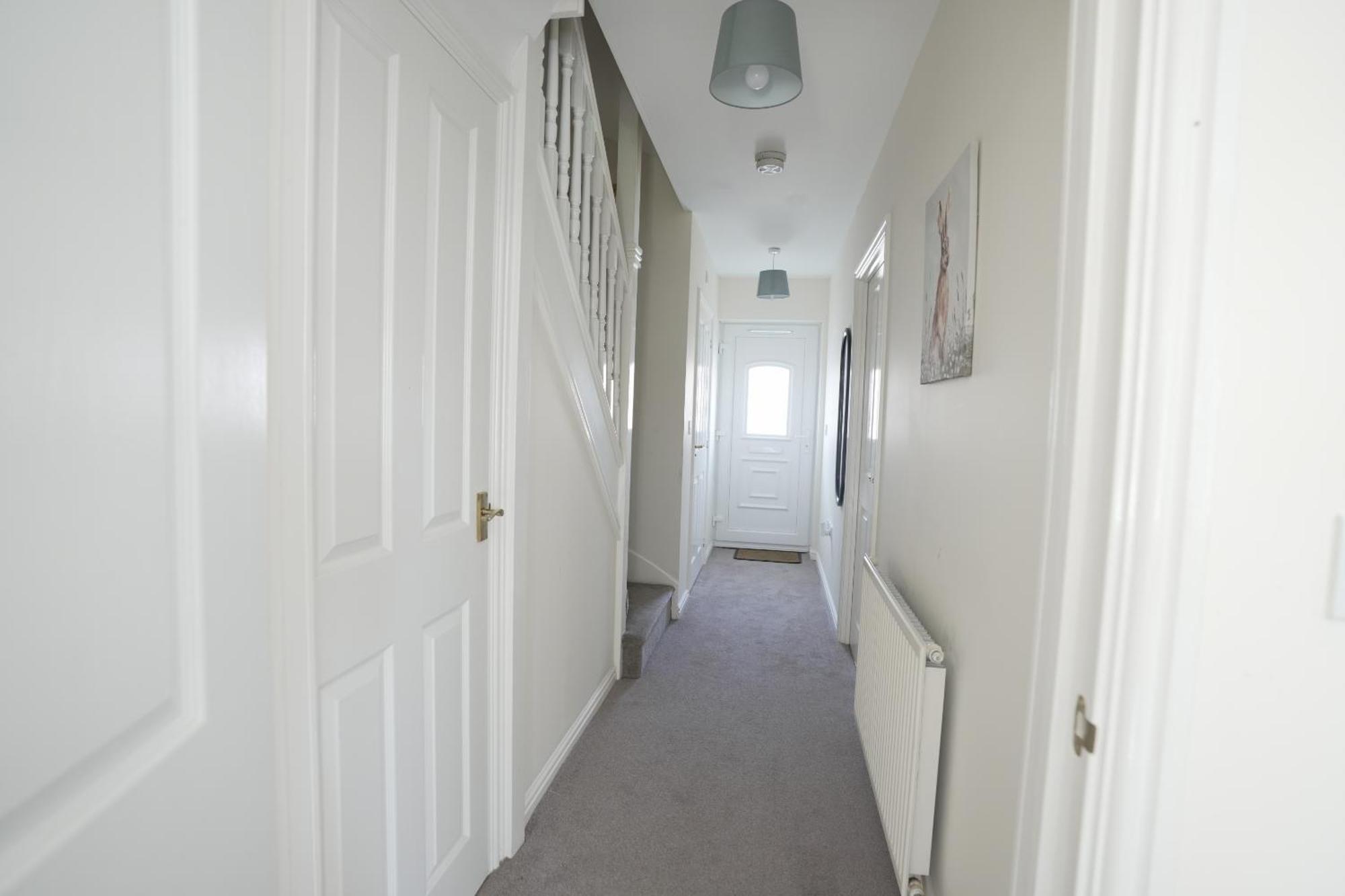 Spacious 4 Bedroom, Perfect For Contractors, Families, Private Parking Royal Wootton Bassett Exteriör bild